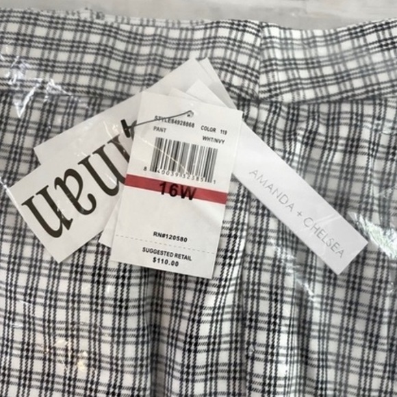 Slimming Crop Pants NWT - Picture 5 of 6